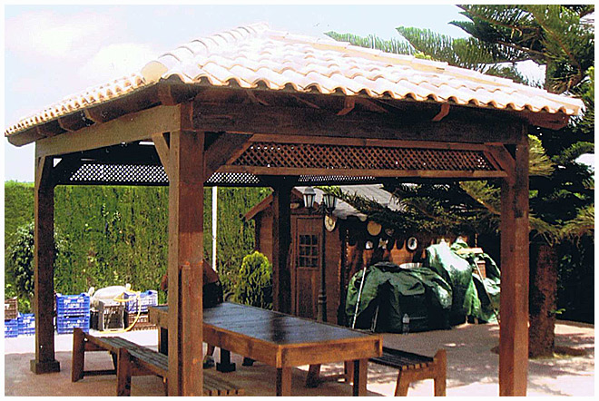 Instalación de Pergolas de madera  Fabricación a Medida en Andalucia